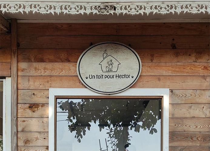 refuge-animalier-devanture